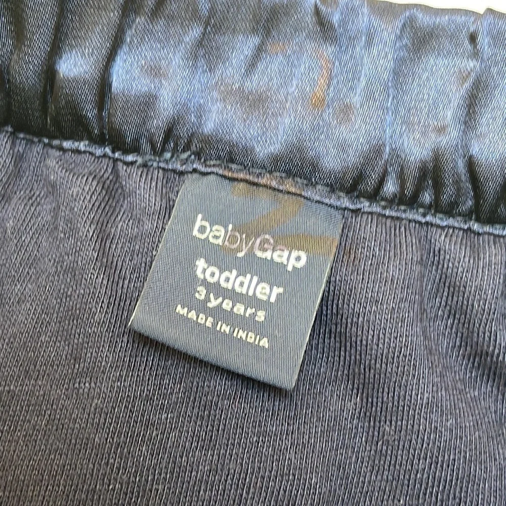 ❤️ 🆕 BABAY GAP Sequin Toddler Skirt Size 3 Years
